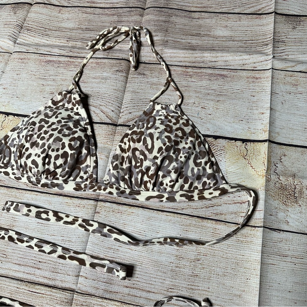Moontide String Leopard Print Bikini Set - Picture 3 of 12